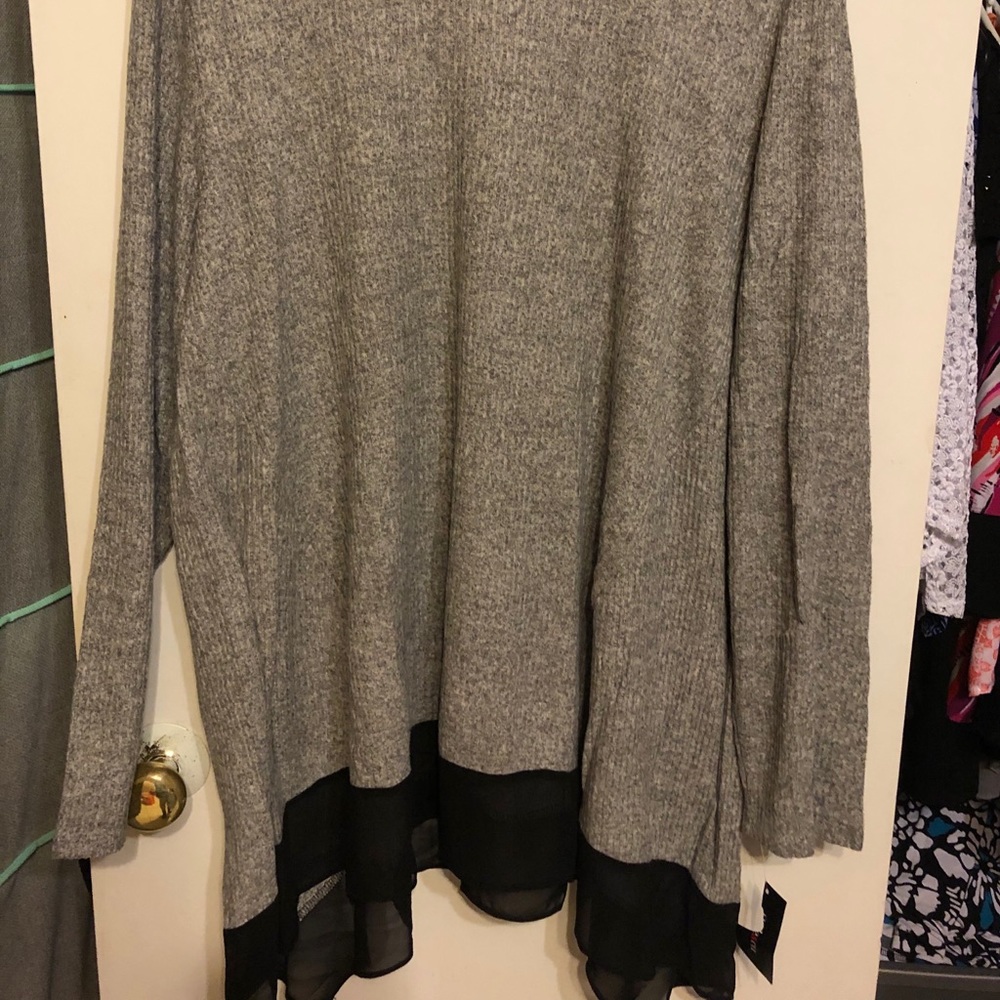 Sweater - Picture 2 of 2